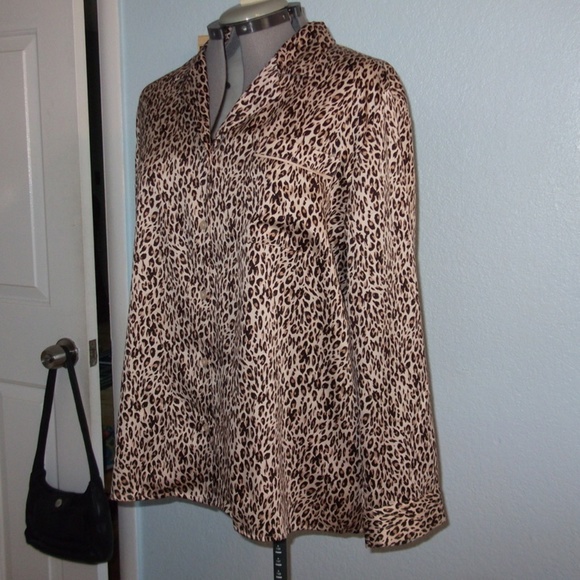 ♥️Apt 9♥ Plus Size XXL Animal Print Cheetah Blouse - Picture 3 of 6
